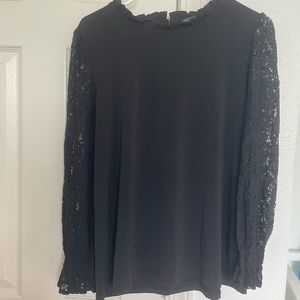 Black long sleeve laced blouse